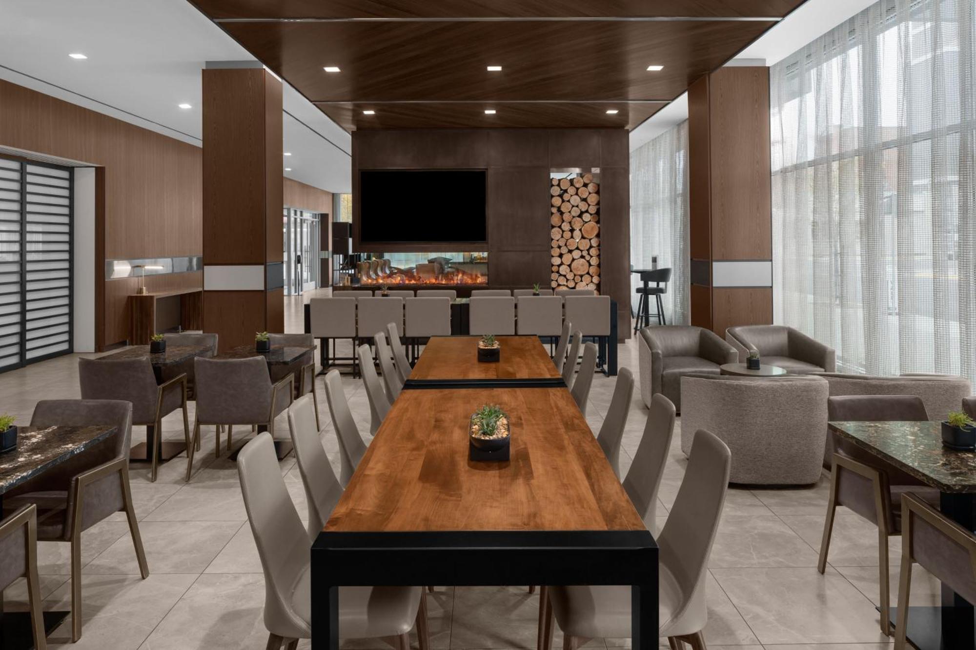 Ac Hotel By Marriott Bozeman Downtown Bagian luar foto